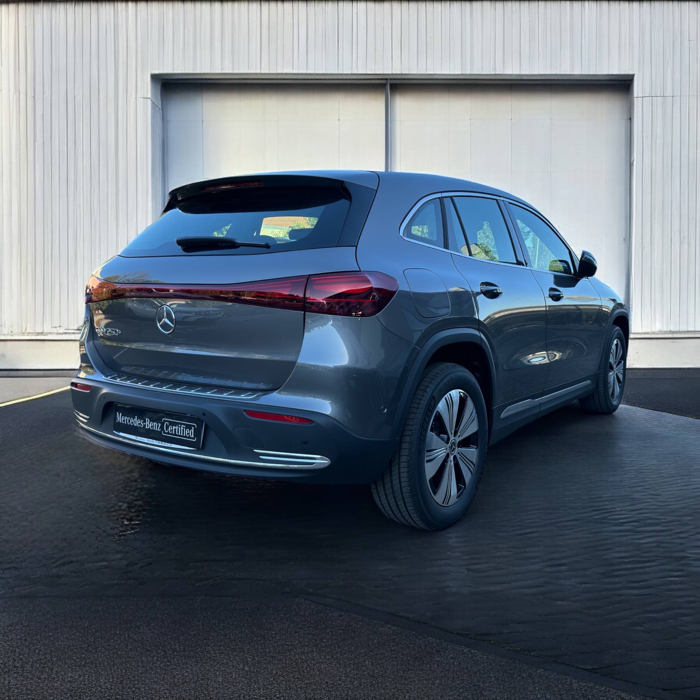 Image Mercedes-Benz EQA 250+ Edition   250+ Edition