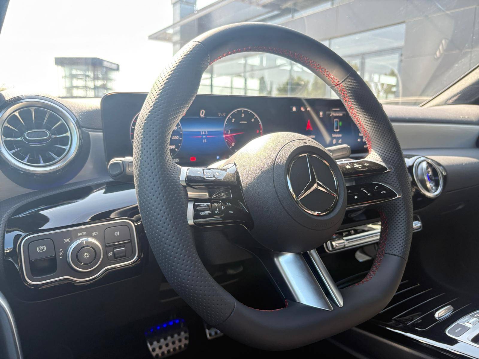 Image Mercedes-Benz CLASSE A 200 d AMG Line   200 d AMG Line