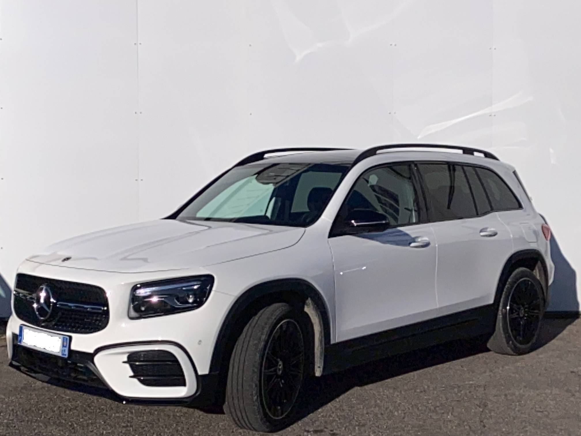 Photo MERCEDES GLB GLB 200 d 8G-DCT