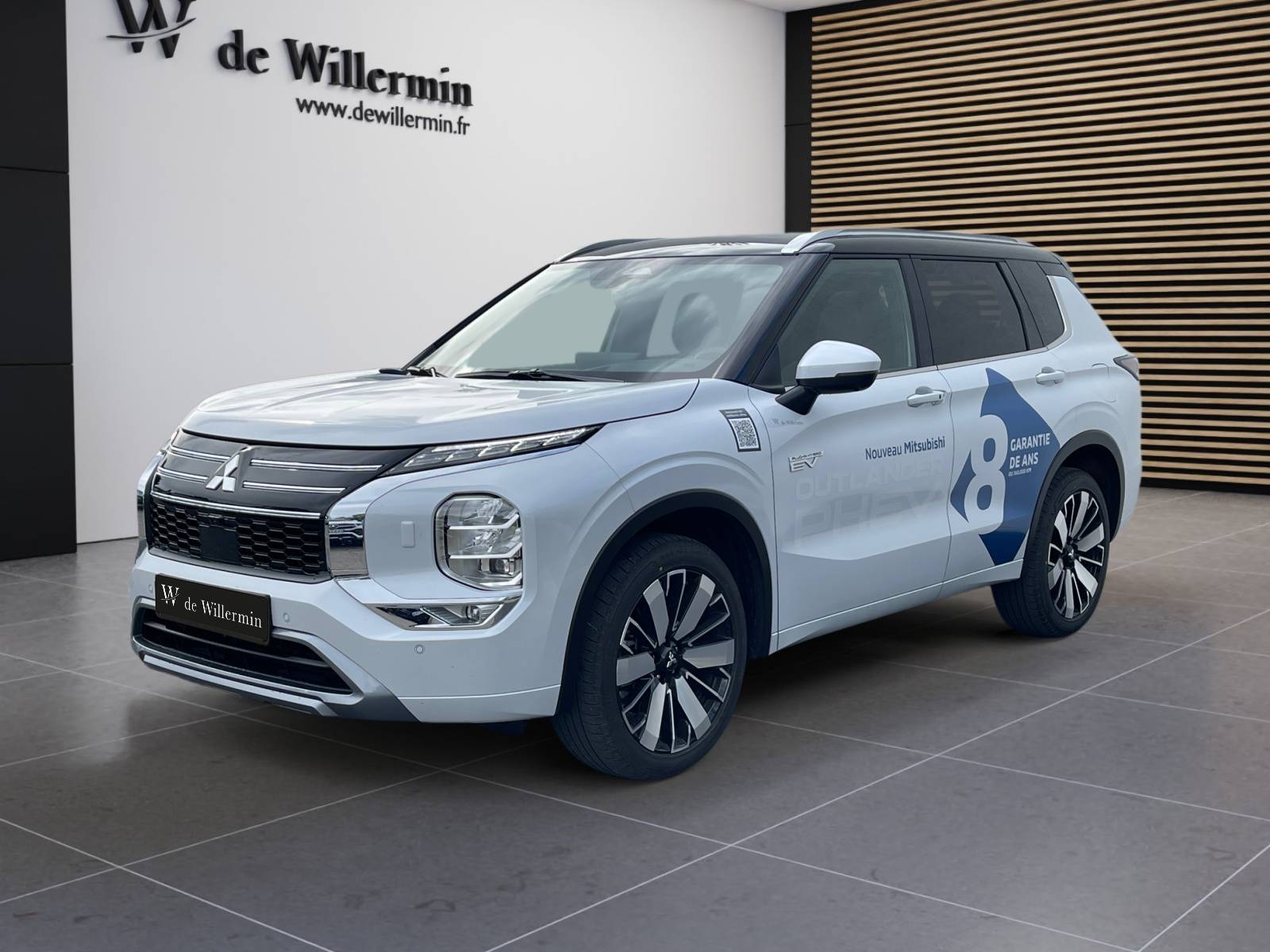Photo MITSUBISHI OUTLANDER Outlander 2.4 MIVEC PHEV 306 4WD