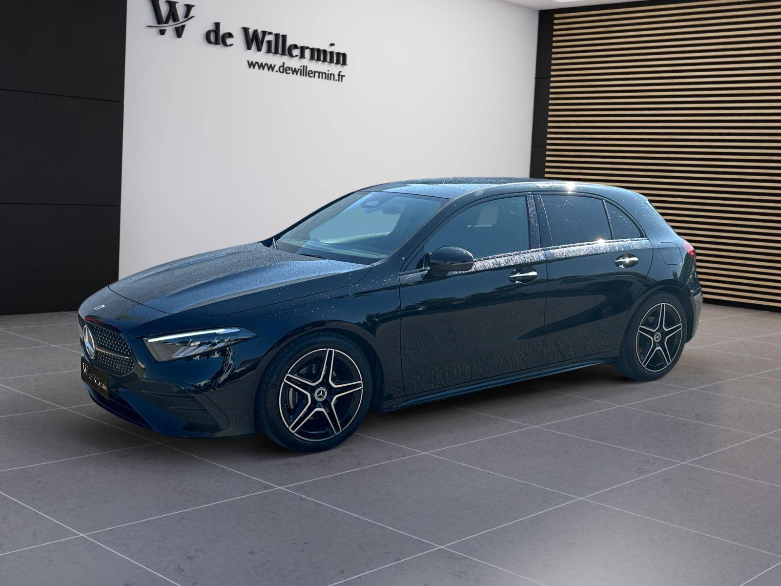 Photo MERCEDES CLASSE A Classe A 180 d 8G-DCT