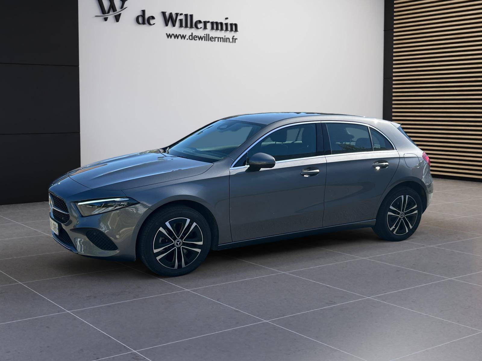 Photo MERCEDES CLASSE A Classe A 250 e 8G-DCT