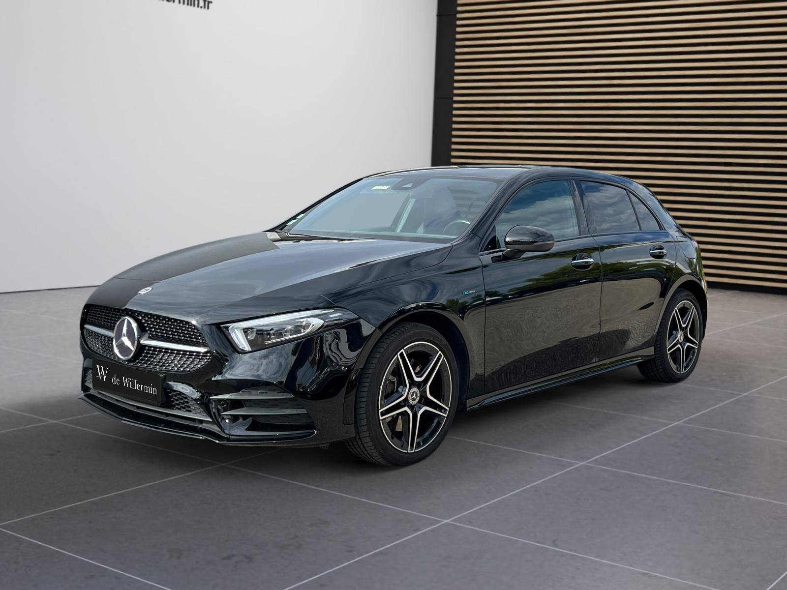 Photo MERCEDES CLASSE A Classe A 250 e 8G-DCT