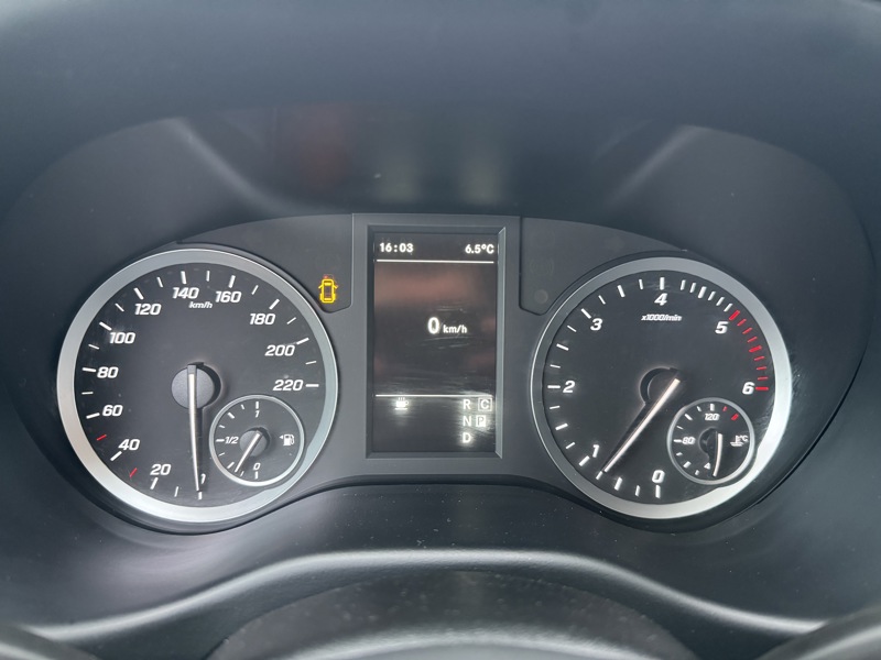 Image Mercedes-Benz VITO 114 CDI 4x4 Fourgon Long 9G-Tronic   114 CDI 4x4 Fourgon Long 9G-Tronic