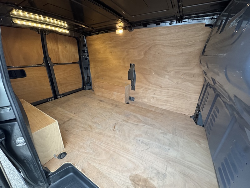 Image Mercedes-Benz VITO 114 CDI 4x4 Fourgon Long 9G-Tronic   114 CDI 4x4 Fourgon Long 9G-Tronic