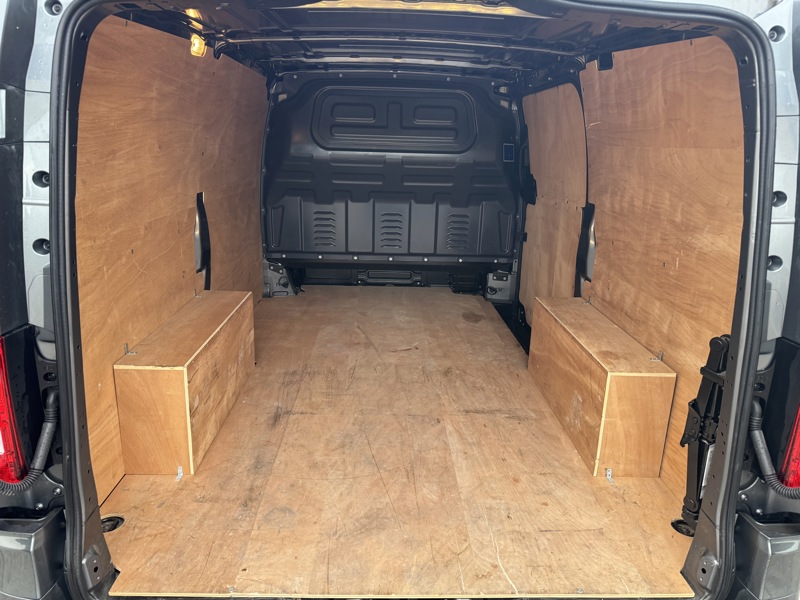 Image Mercedes-Benz VITO 114 CDI 4x4 Fourgon Long 9G-Tronic   114 CDI 4x4 Fourgon Long 9G-Tronic