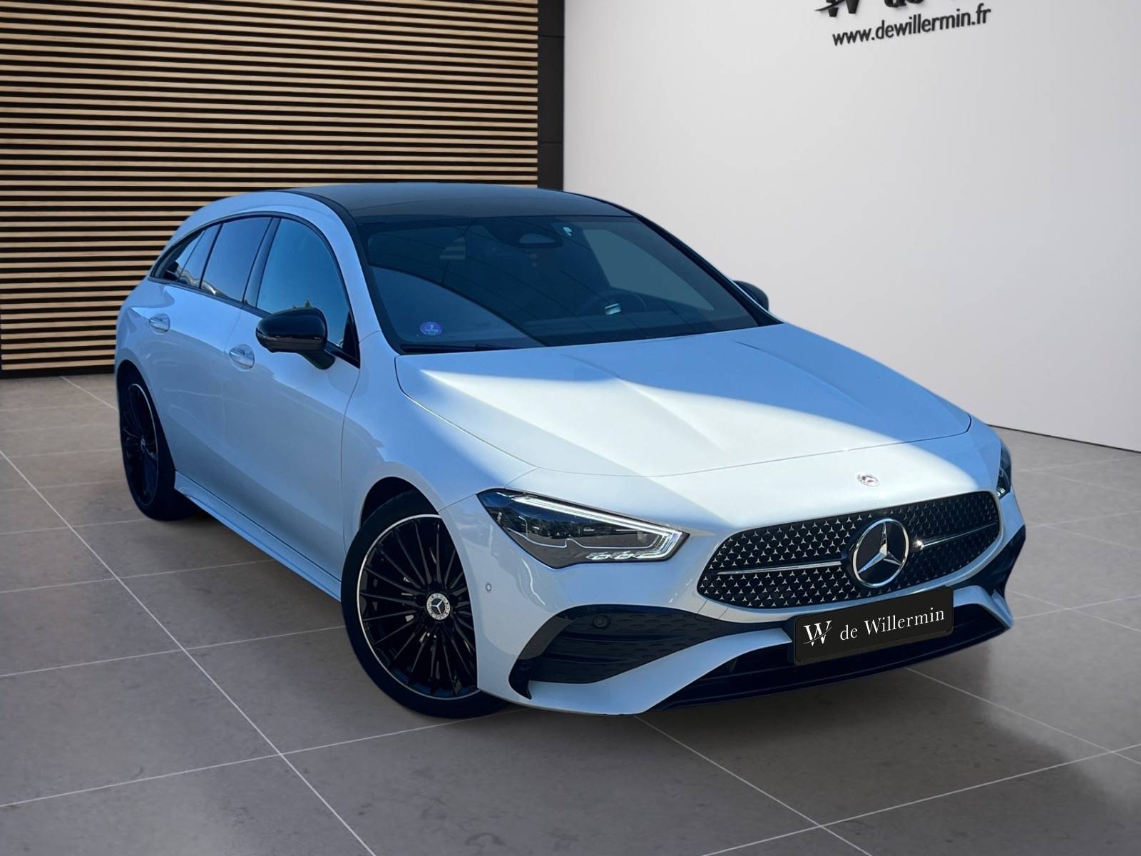 Photo Mercedes-Benz CLA SHOOTING BRAKE CLA 200 d Shooting Brake AMG Line  CLA 200D AMG LINE