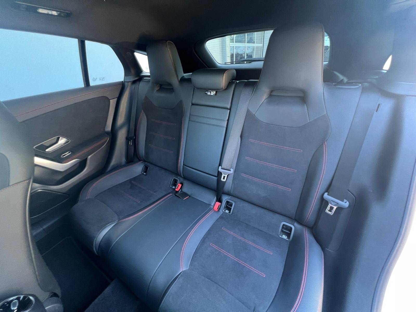 Image Mercedes-Benz CLA SHOOTING BRAKE CLA 200 d Shooting Brake AMG Line  CLA 200D AMG LINE CLA 200 d Shooting Brake AMG Line