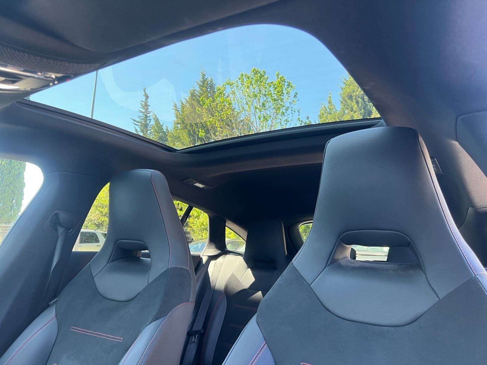 Image Mercedes-Benz CLA SHOOTING BRAKE CLA 200 d Shooting Brake AMG Line  CLA 200D AMG LINE CLA 200 d Shooting Brake AMG Line