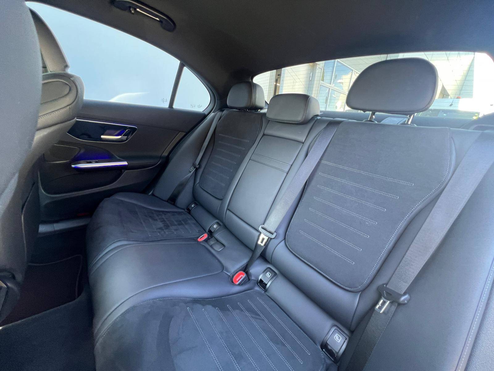 Image Mercedes-Benz CLASSE C BERLINE Classe C 300 e Hybrid EQ Berline AMG Line  Classe C 300 e Hybrid EQ Berline AMG Line Classe C 300 e Hybrid EQ Berline AMG Line