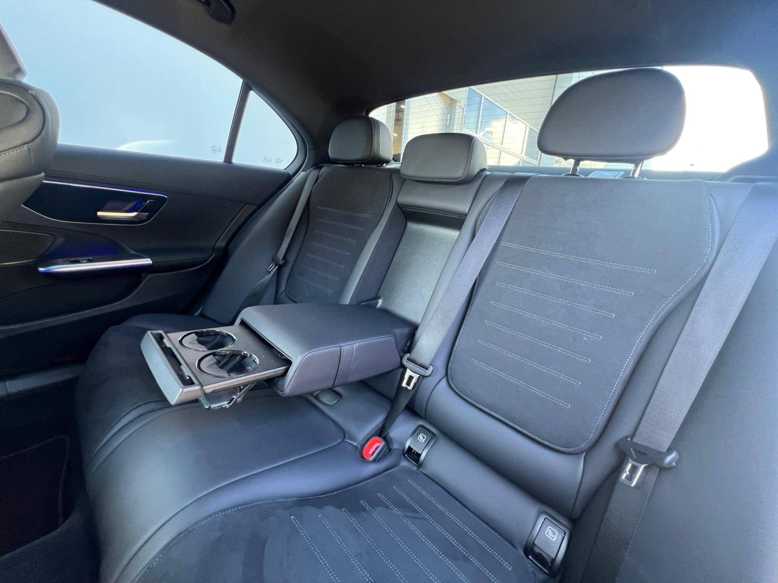 Image Mercedes-Benz CLASSE C BERLINE Classe C 300 e Hybrid EQ Berline AMG Line  Classe C 300 e Hybrid EQ Berline AMG Line Classe C 300 e Hybrid EQ Berline AMG Line