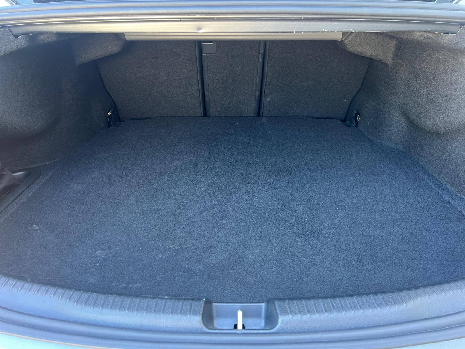 Image Mercedes-Benz CLASSE C BERLINE Classe C 300 e Hybrid EQ Berline AMG Line  Classe C 300 e Hybrid EQ Berline AMG Line Classe C 300 e Hybrid EQ Berline AMG Line