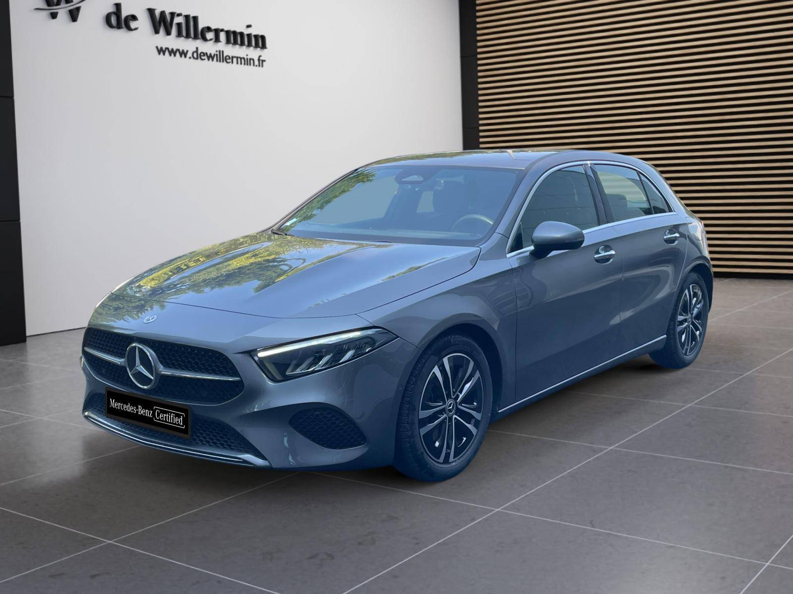 Photo MERCEDES CLASSE A Classe A 180 7G-DCT