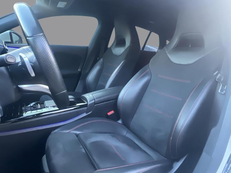 Image Mercedes-Benz CLA SHOOTING BRAKE CLA 200 d Shooting Brake AMG Line   CLA 200 d Shooting Brake AMG Line