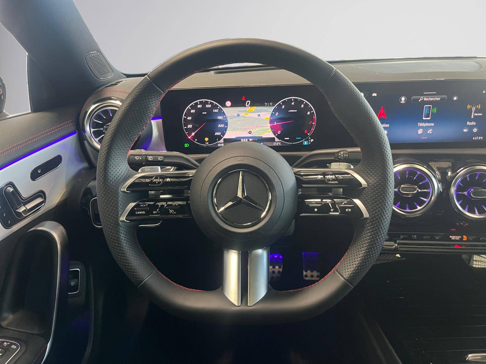 Image Mercedes-Benz CLA SHOOTING BRAKE CLA 200 Shooting Brake AMG Line  CLA 200 Shooting Brake AMG Line CLA 200 Shooting Brake AMG Line