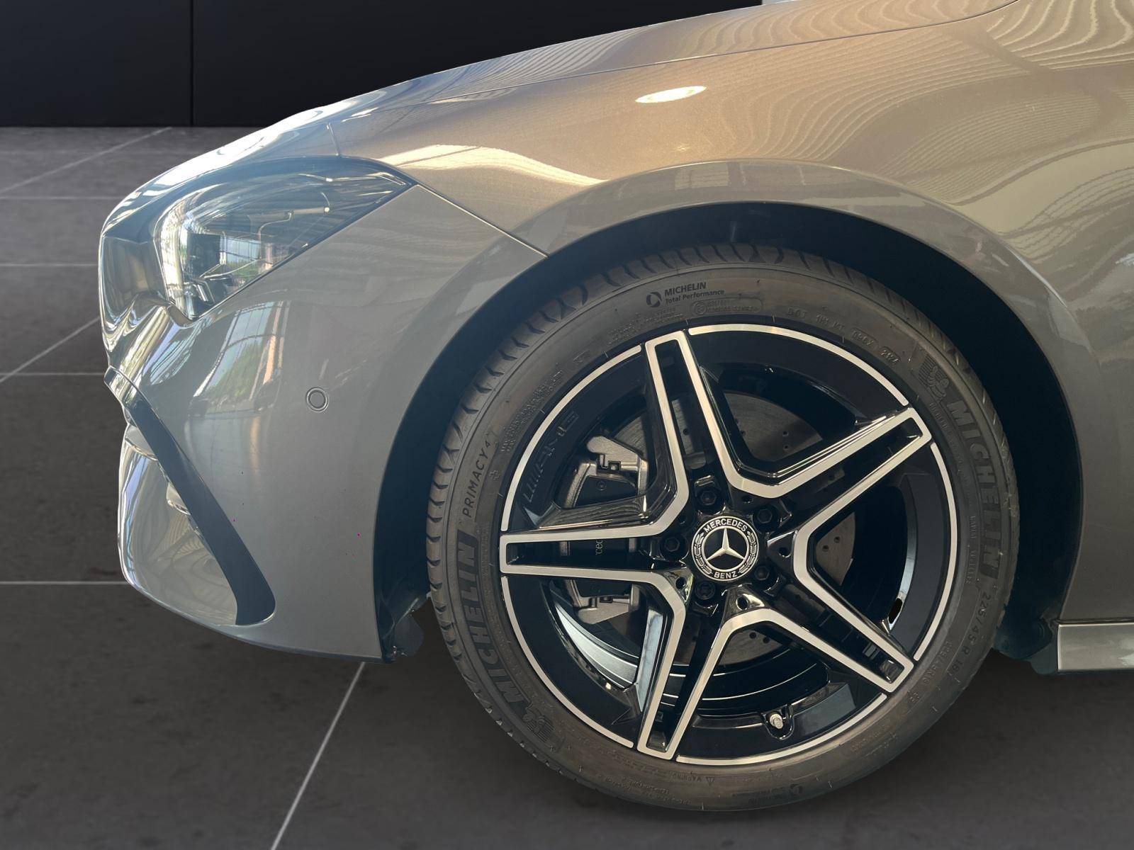 Image Mercedes-Benz CLA SHOOTING BRAKE CLA 200 Shooting Brake AMG Line  CLA 200 Shooting Brake AMG Line CLA 200 Shooting Brake AMG Line