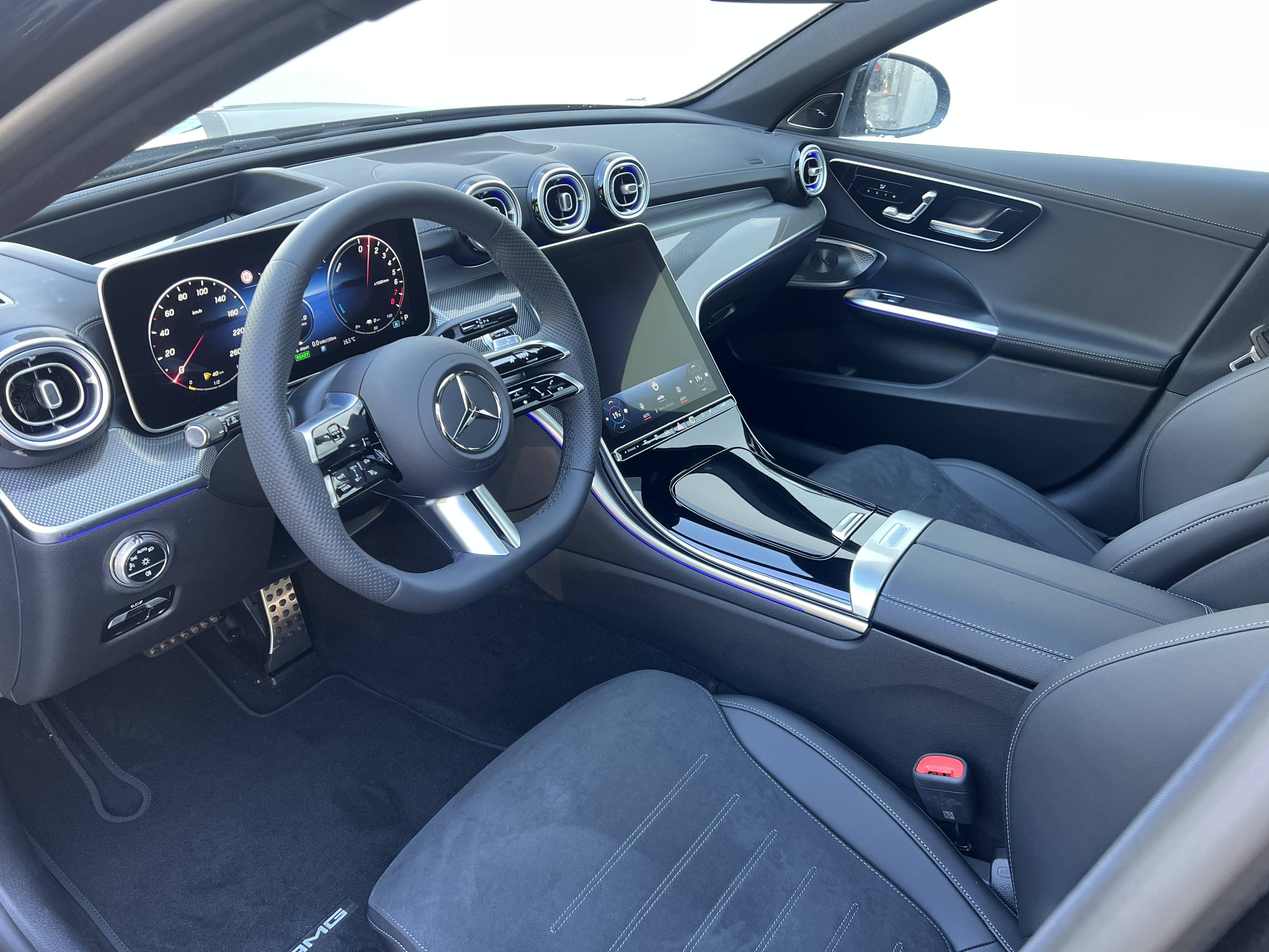 Image Mercedes-Benz CLASSE C BREAK Classe C 300 e Hybrid EQ Break AMG Line  Classe C 300 e Hybrid EQ Break AMG Line Classe C 300 e Hybrid EQ Break AMG Line