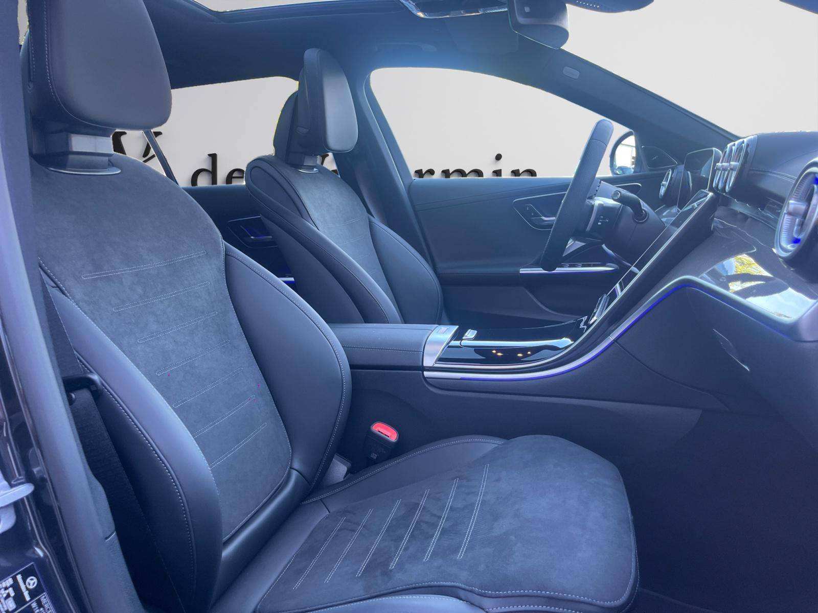 Image Mercedes-Benz CLASSE C BREAK Classe C 300 de Hybrid EQ Break AMG Line  Classe C 300 d e Hybrid EQ Break AMG Line Classe C 300 de Hybrid EQ Break AMG Line