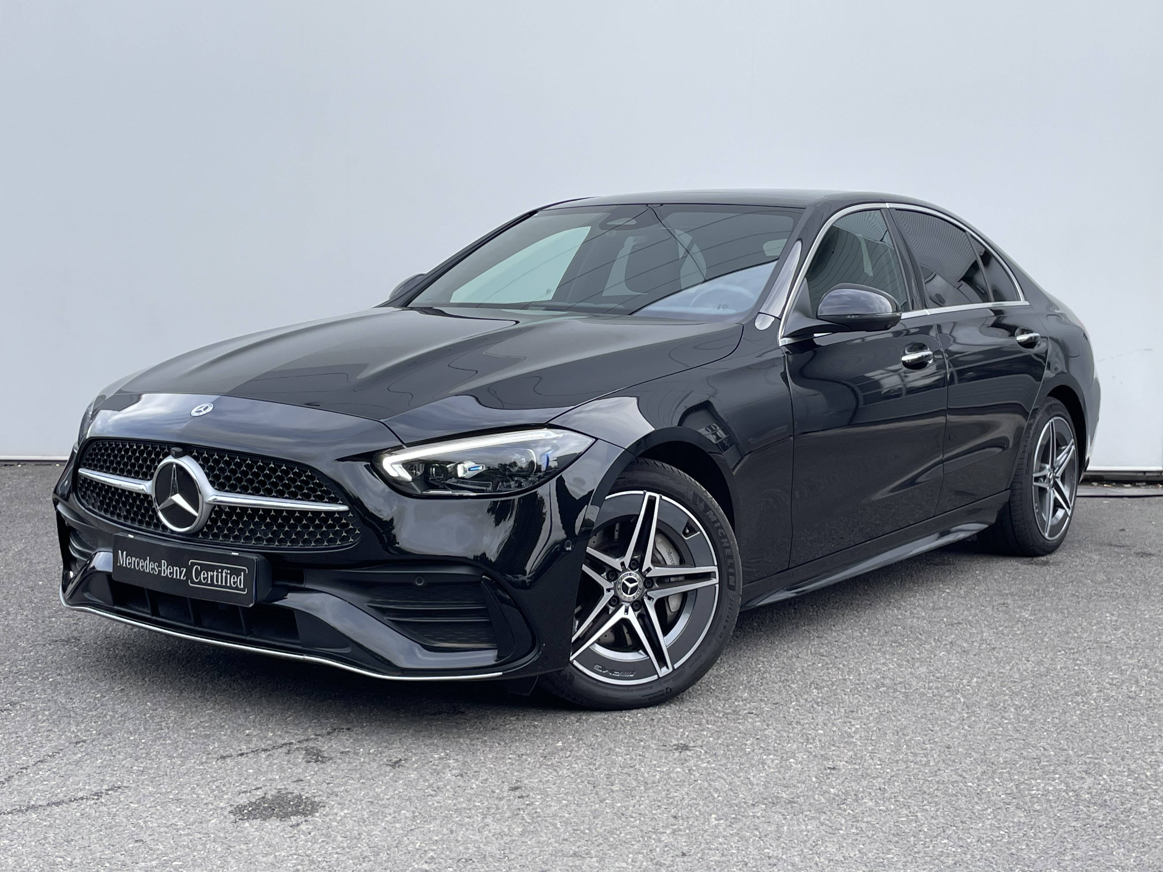Photo Mercedes-Benz CLASSE C BERLINE Classe C 300 de Berline AMG line  CLASSE C 300 DE AMG LINE