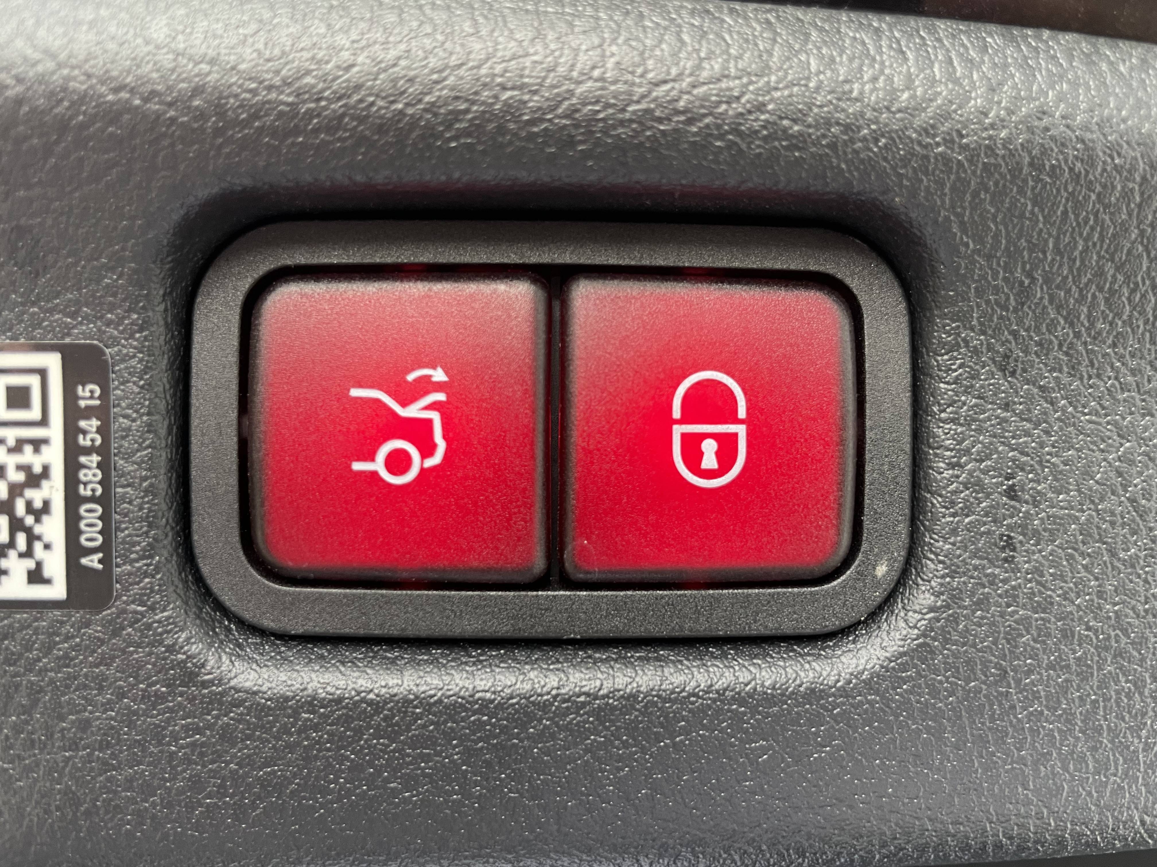 Image Mercedes-Benz CLASSE C BERLINE Classe C 300 de Berline AMG line  CLASSE C 300 DE AMG LINE Classe C 300 de Berline AMG line