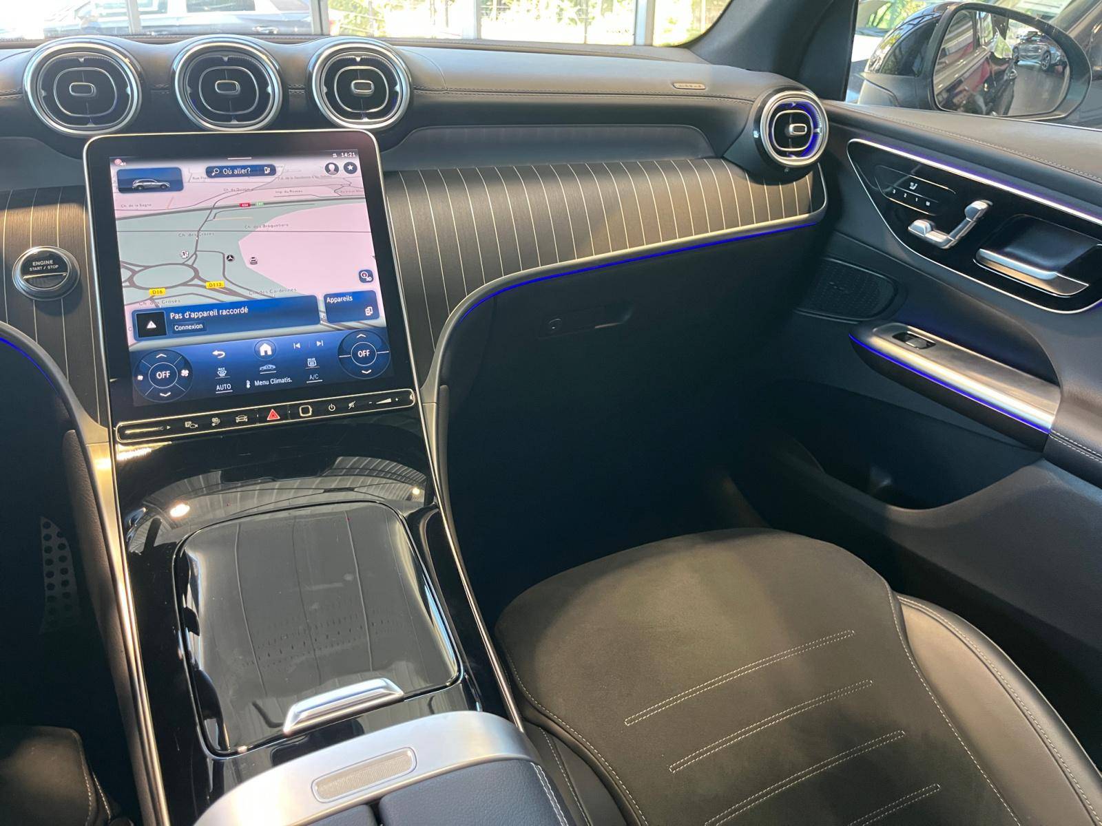 Image Mercedes-Benz GLC SUV GLC 300 de 4MATIC AMG Line  GLC 300de 4MATIC AMG Line GLC 300 de 4MATIC AMG Line