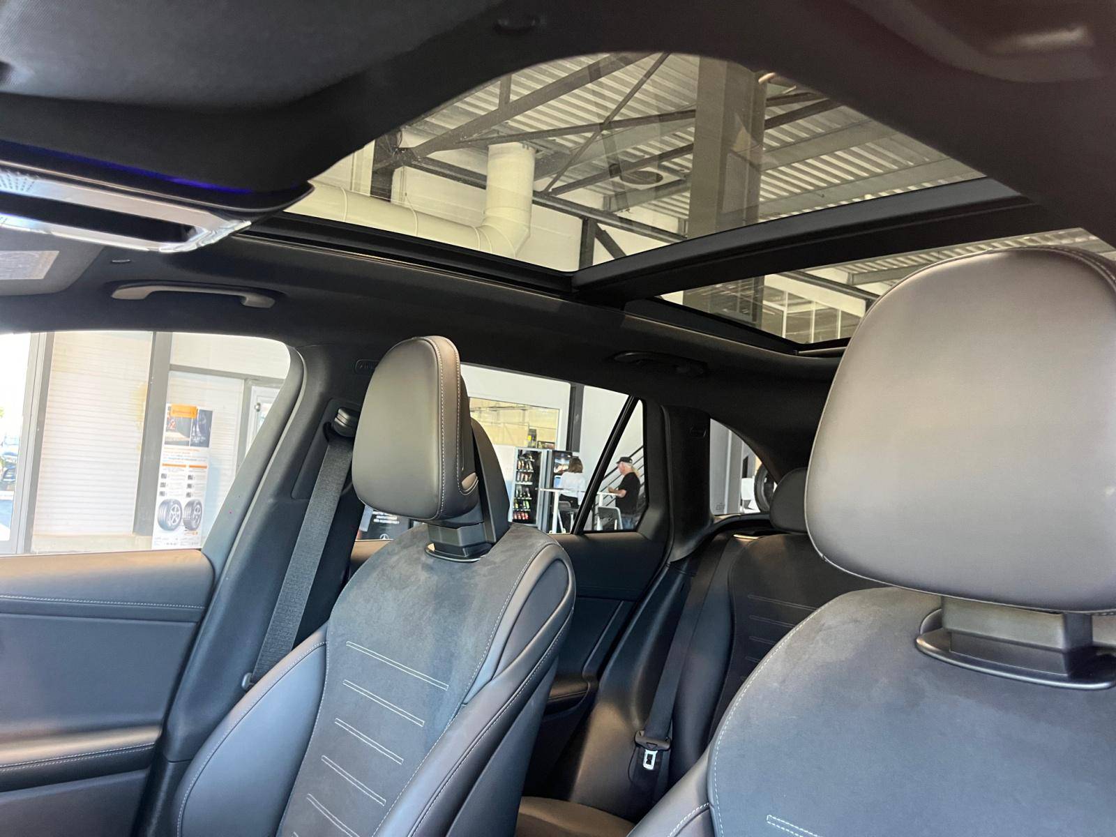 Image Mercedes-Benz GLC SUV GLC 300 de 4MATIC AMG Line  GLC 300de 4MATIC AMG Line GLC 300 de 4MATIC AMG Line