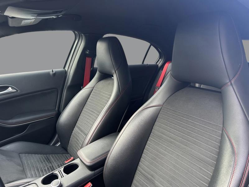 Image Mercedes-Benz CLASSE A A 45 AMG 4MATIC   A 45 AMG 4MATIC