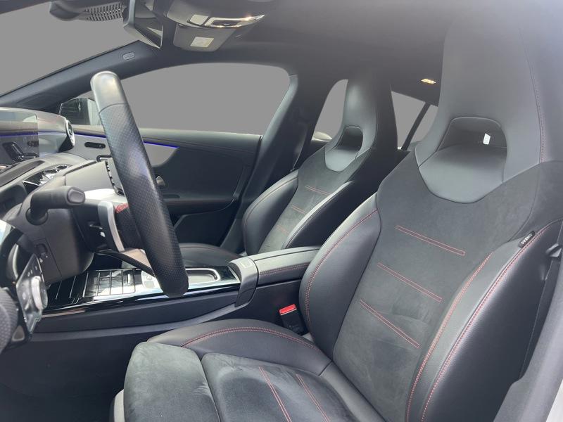 Image Mercedes-Benz CLA SHOOTING BRAKE CLA 200 Shooting Brake AMG Line   CLA 200 Shooting Brake AMG Line