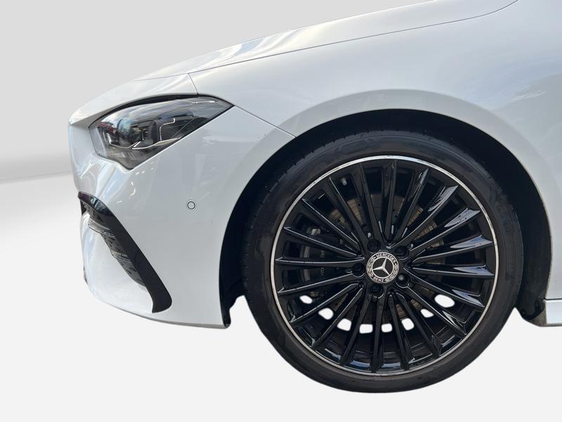 Image Mercedes-Benz CLA SHOOTING BRAKE CLA 200 Shooting Brake AMG Line   CLA 200 Shooting Brake AMG Line