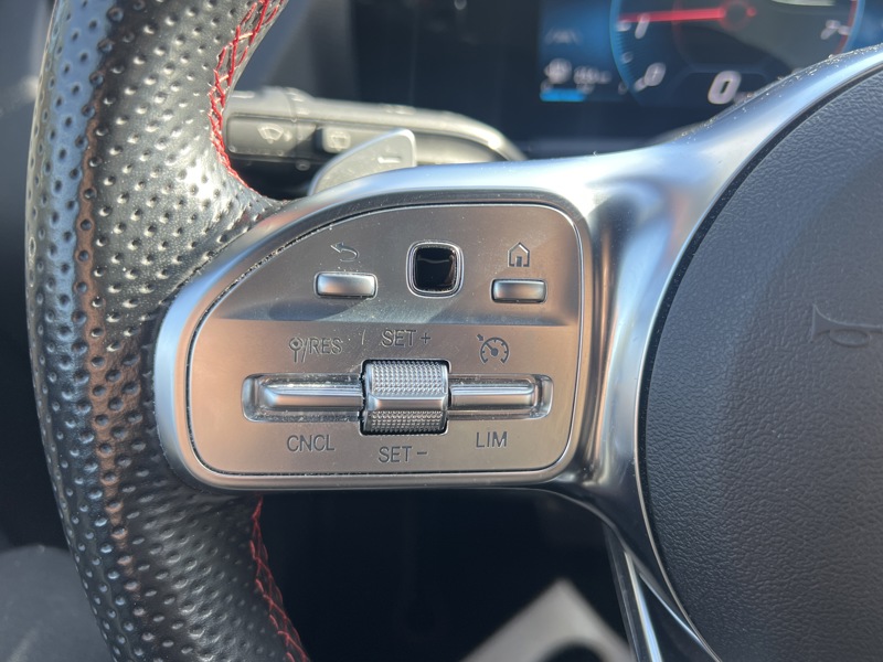 Image Mercedes-Benz GLA 200 AMG Line   200 AMG Line