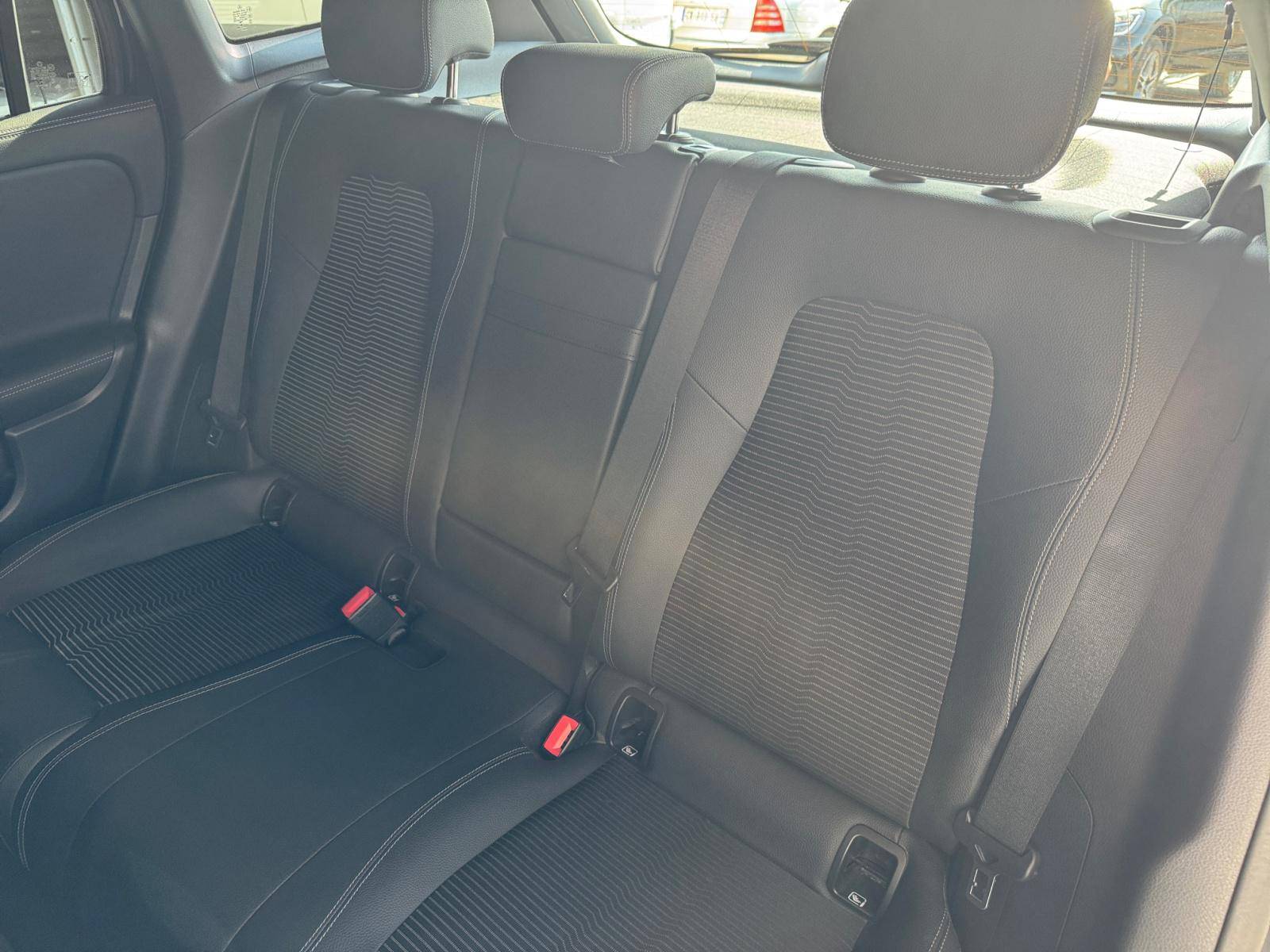 Image Mercedes-Benz EQA 250 Limited Edition  EQA 250 190 ch Limited Edition 250 Limited Edition