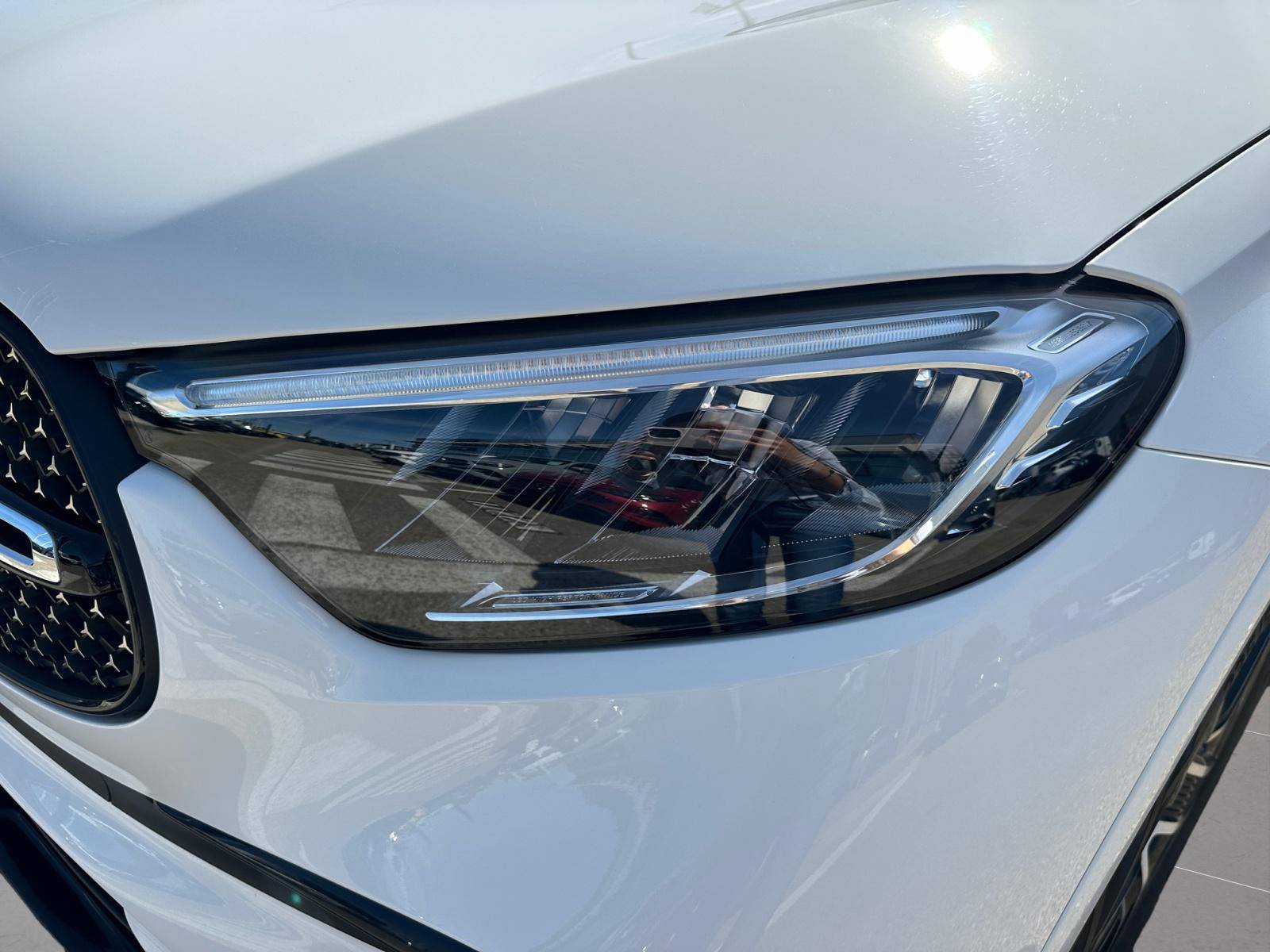 Image Mercedes-Benz GLC COUPÉ GLC 300 e Hybrid EQ 4MATIC Coupé AMG Line  GLC COUPE 300e AMG LINE 4MATIC GLC 300 e Hybrid EQ 4MATIC Coupé AMG Line