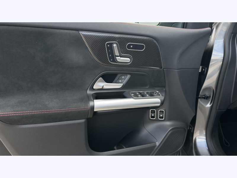 Image Mercedes-Benz GLA 250 e AMG Line   250 e AMG Line