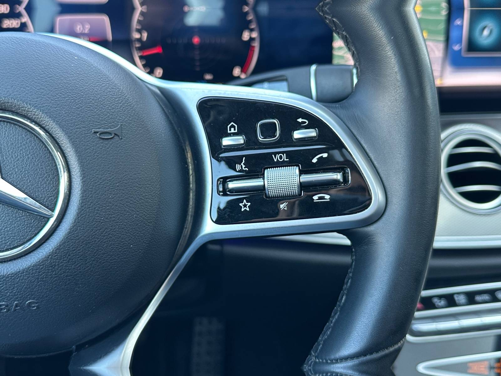 Image Mercedes-Benz CLASSE E BERLINE E 400 d 4MATIC Berline Fascination  E 400 d 4MATIC Berline Fascination E 400 d 4MATIC Berline Fascination