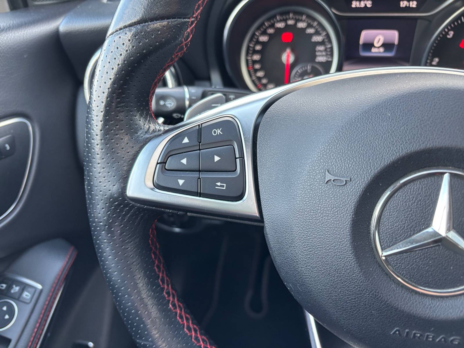 Image Mercedes-Benz CLA SHOOTING BRAKE CLA 200 d SB Fascination  CLA Shooting Brake 200 d Fascination CLA 200 d SB Fascination