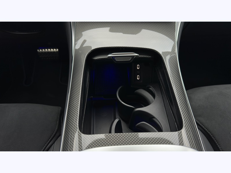 Image Mercedes-Benz GLC SUV GLC 400 e  Hybrid EQ 4MATIC AMG Line +  GLC 400 e  Hybrid EQ 4MATIC AMG Line + GLC 400 e  Hybrid EQ 4MATIC AMG Line +