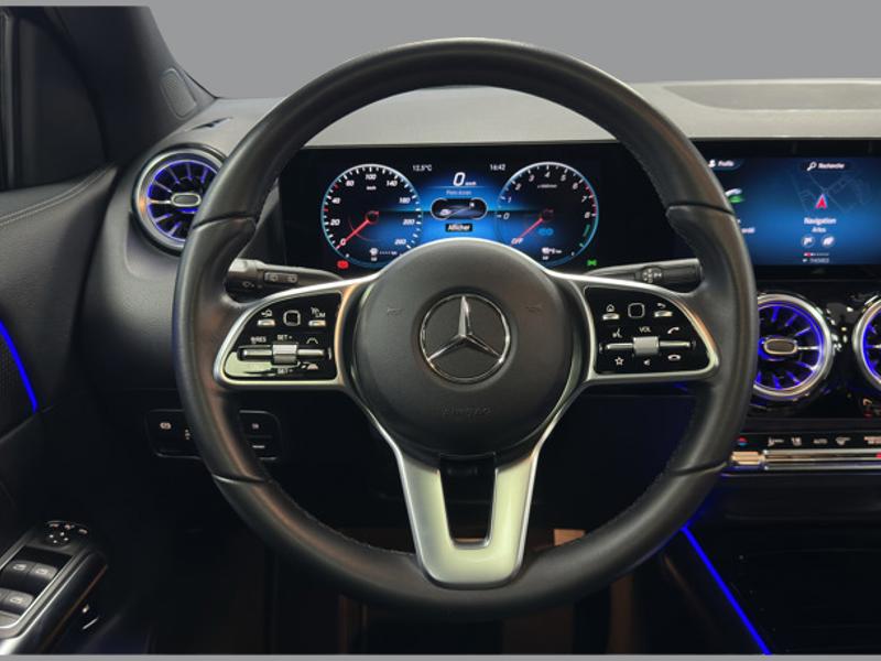 Image Mercedes-Benz GLA 250 e Business Line   250 e Business Line