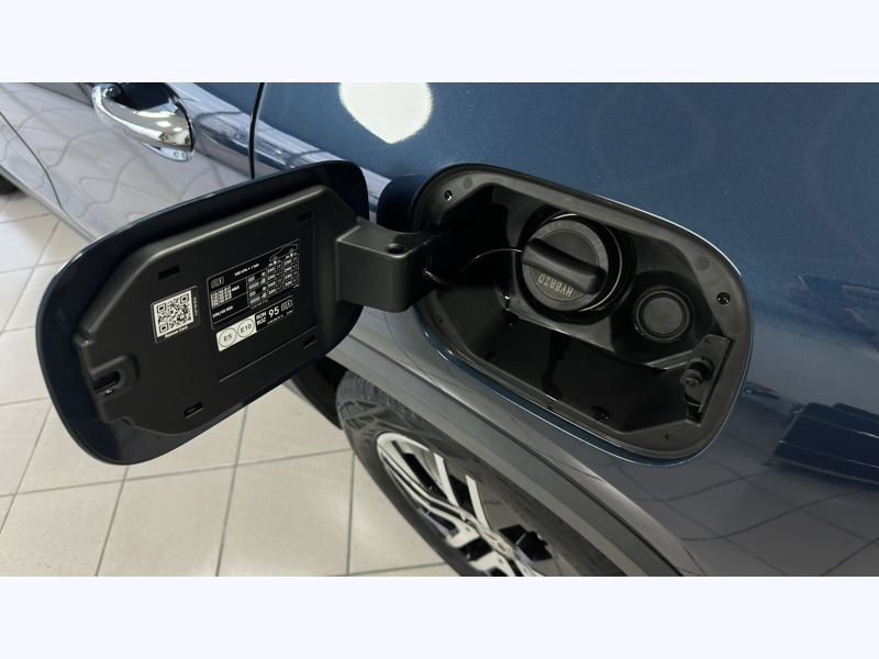 Image Mercedes-Benz GLA 250 e Business Line   250 e Business Line