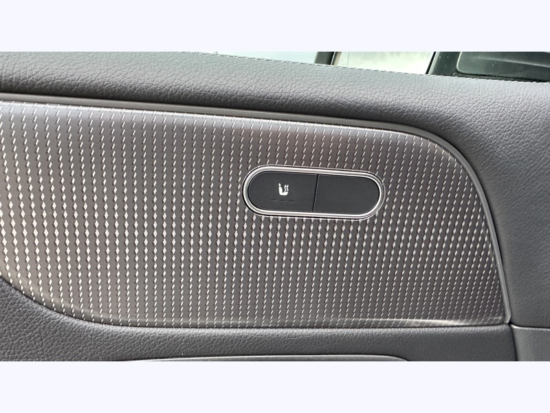 Image Mercedes-Benz GLB 200 d Business Line   200 d Business Line