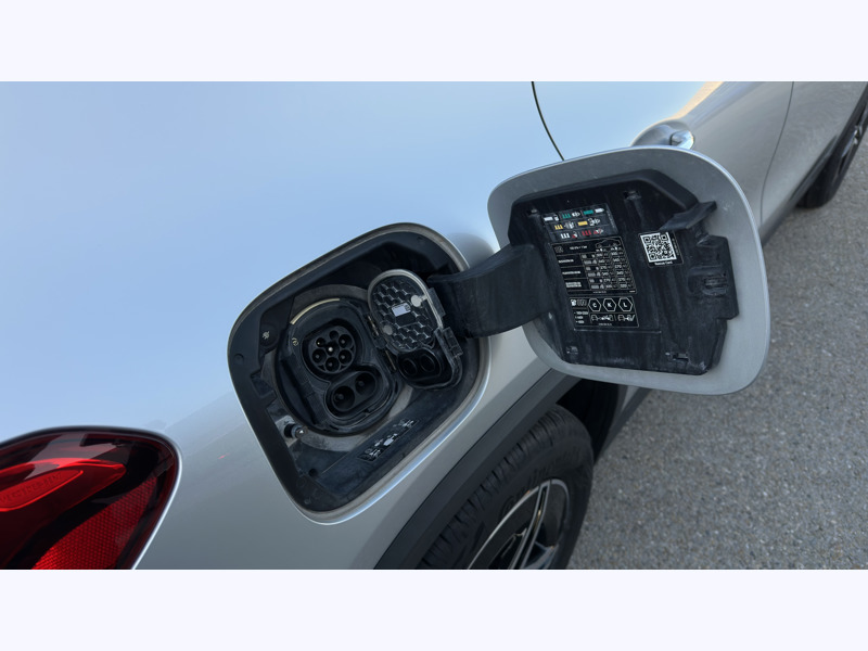 Image Mercedes-Benz EQA 250 AMG Line   250 AMG Line