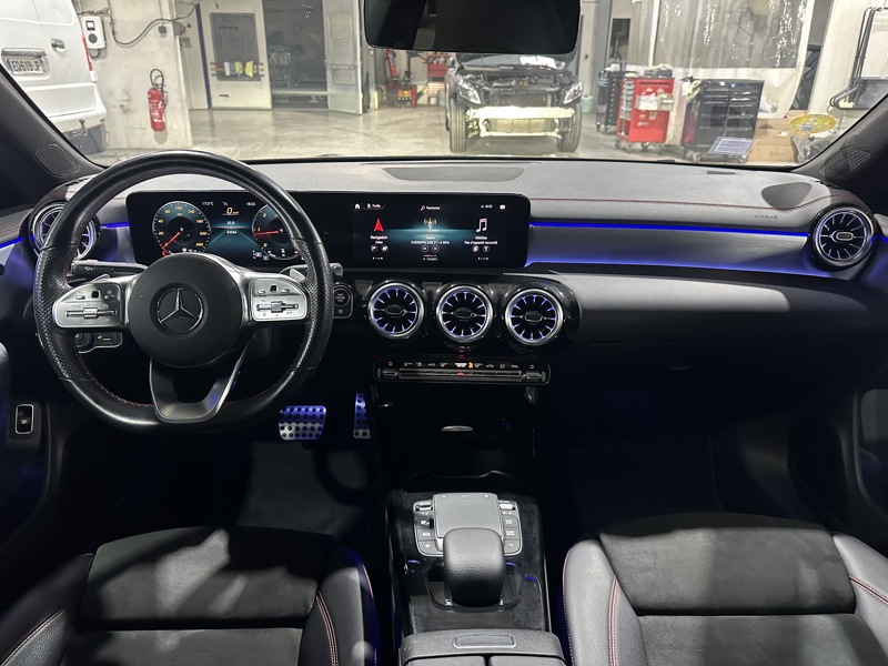 Image Mercedes-Benz CLA COUPÉ CLA 220 d Coupé AMG Line   CLA 220 d Coupé AMG Line