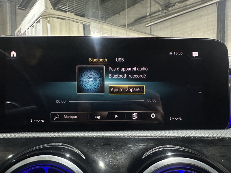 Image Mercedes-Benz CLA COUPÉ CLA 220 d Coupé AMG Line   CLA 220 d Coupé AMG Line