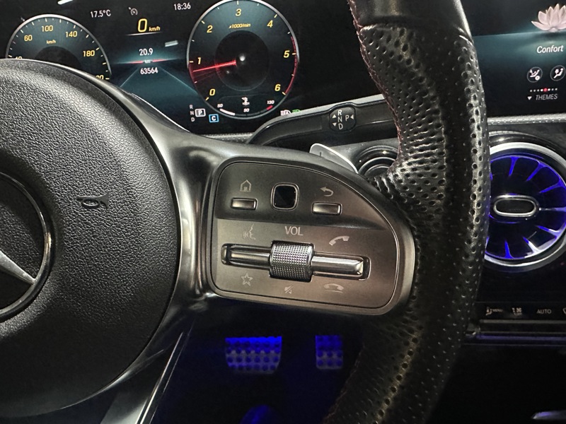 Image Mercedes-Benz CLA COUPÉ CLA 220 d Coupé AMG Line   CLA 220 d Coupé AMG Line