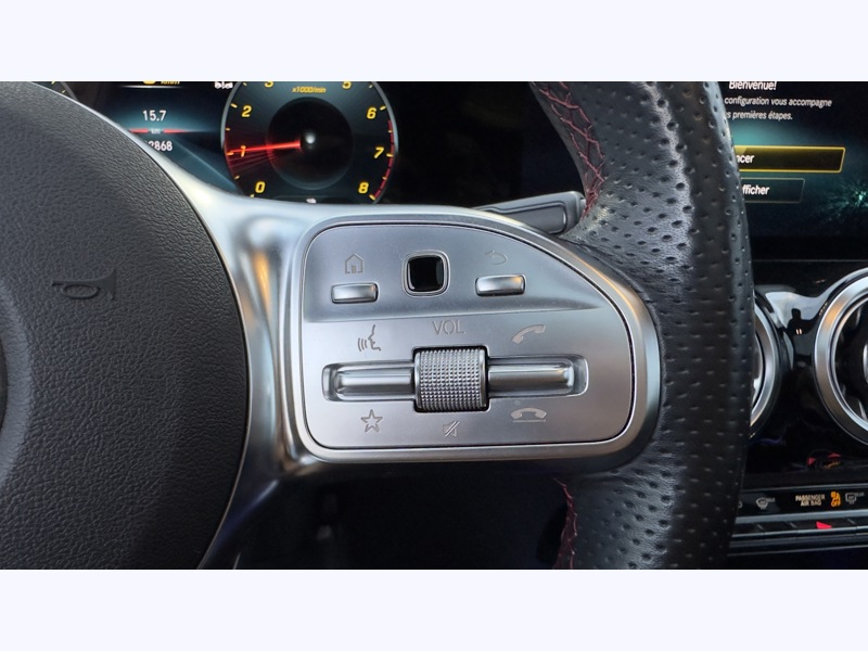 Image Mercedes-Benz GLA 200 AMG Line  GLA 200 7G-DCT AMG Line 200 AMG Line