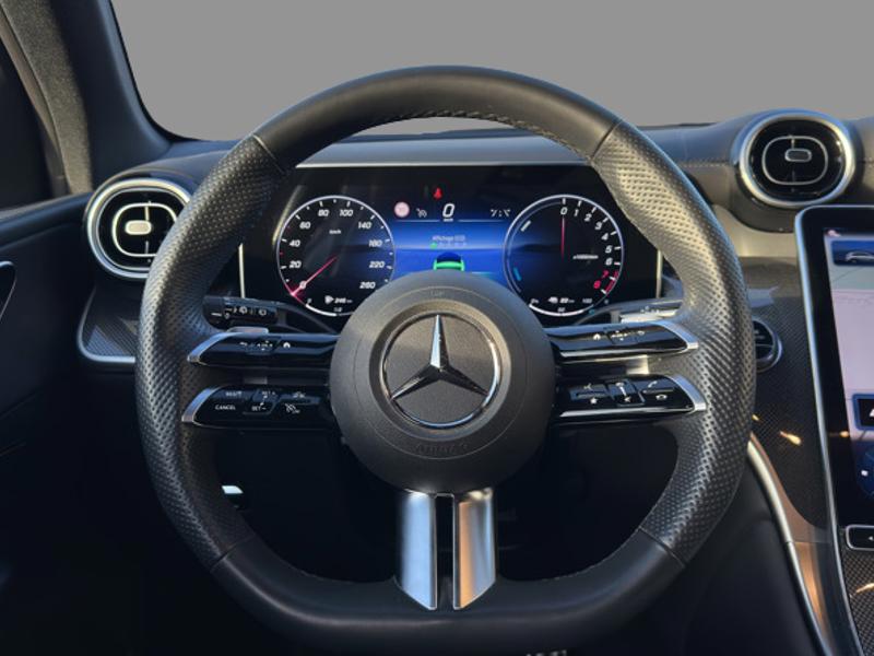 Image Mercedes-Benz GLC SUV GLC 300 e  Hybrid EQ 4MATIC AMG Line   GLC 300 e  Hybrid EQ 4MATIC AMG Line
