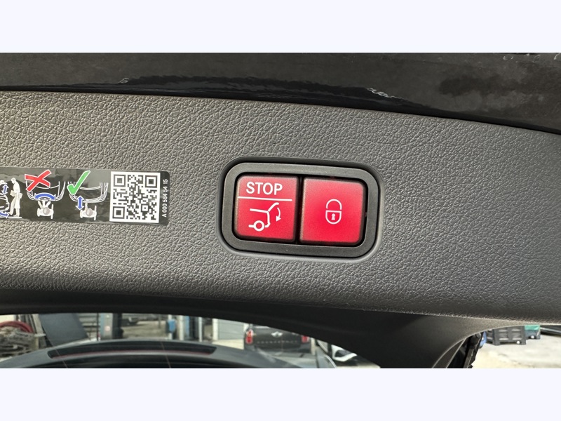 Image Mercedes-Benz GLC SUV GLC 220 d 4MATIC AMG Line  GLC 220 d 4MATIC AMG Line GLC 220 d 4MATIC AMG Line