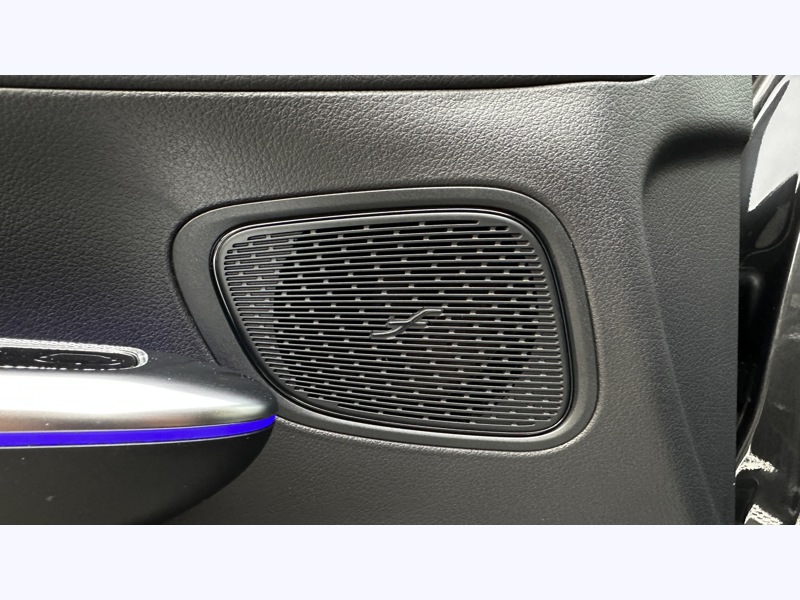 Image Mercedes-Benz GLC SUV GLC 220 d 4MATIC AMG Line  GLC 220 d 4MATIC AMG Line GLC 220 d 4MATIC AMG Line