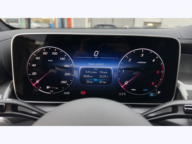 Image Mercedes-Benz GLC SUV GLC 220 d 4MATIC AMG Line  GLC 220 d 4MATIC AMG Line GLC 220 d 4MATIC AMG Line