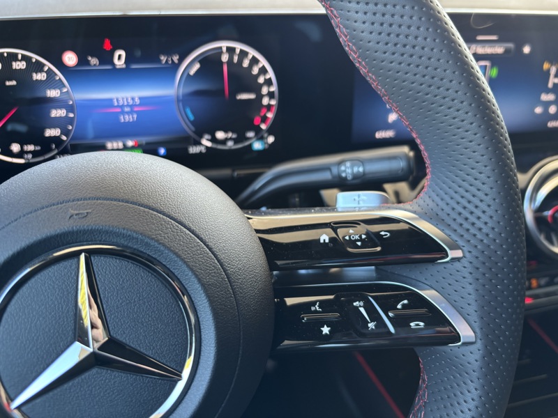 Image Mercedes-Benz GLA 250 e Hybrid EQ AMG Line  GLA 250 e Hybrid EQ AMG Line 250 e Hybrid EQ AMG Line