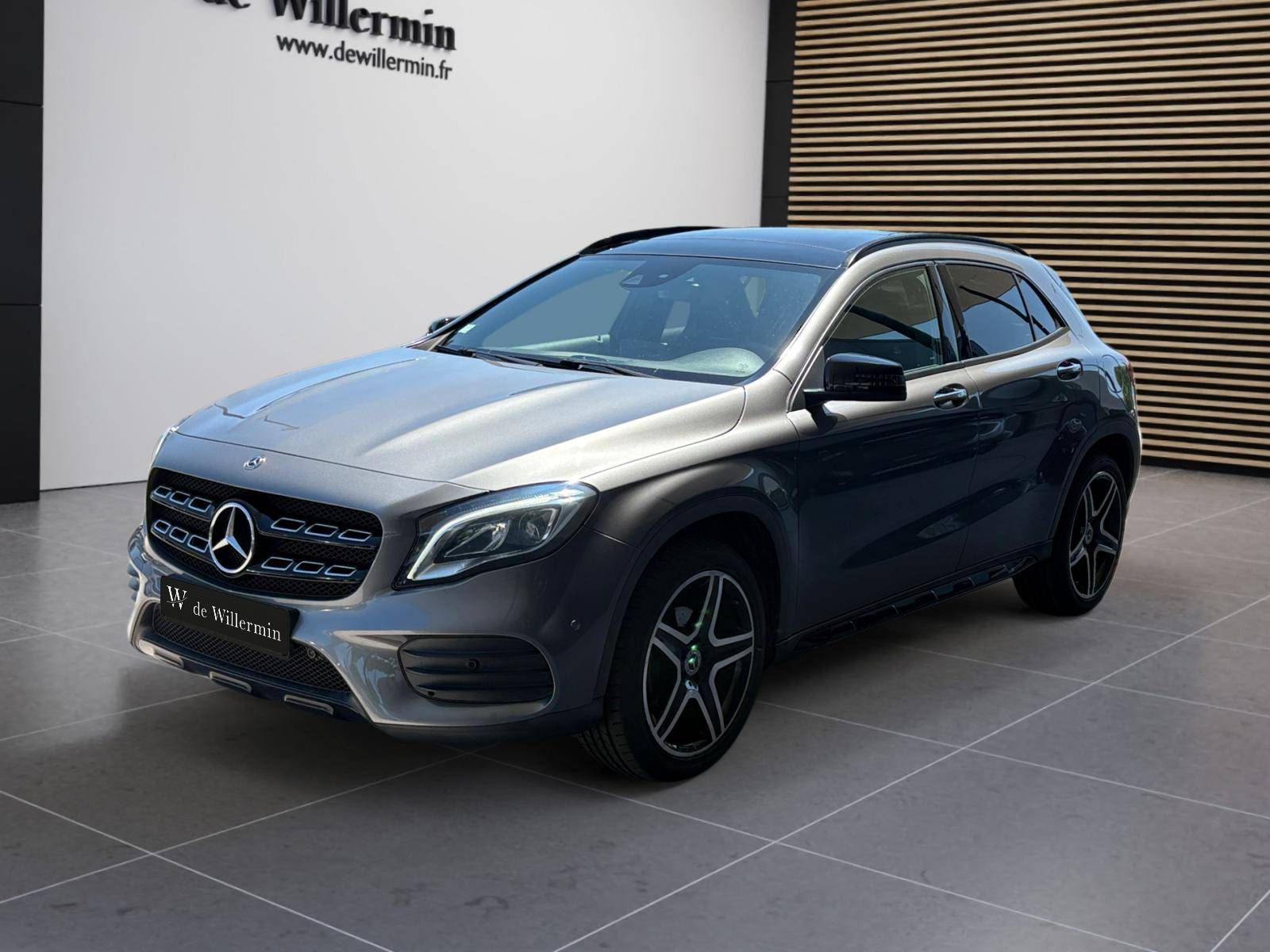 Photo MERCEDES GLA GLA 200 7-G DCT